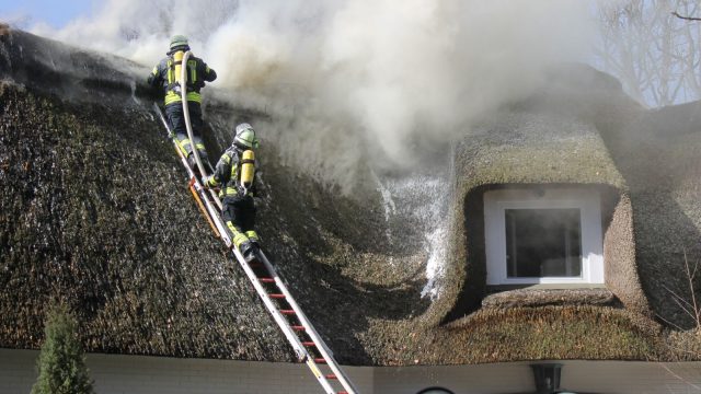 Reetdachbrand Jarnsen