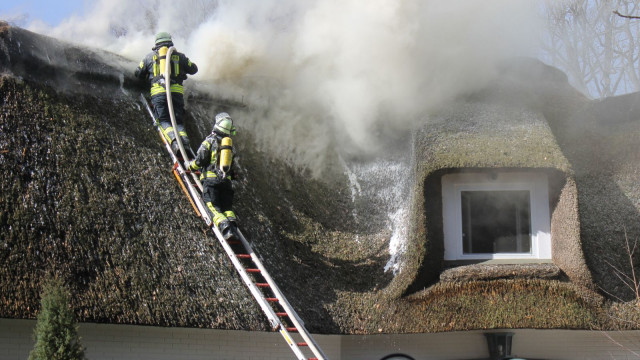 Reetdachbrand Jarnsen