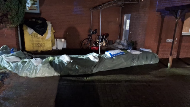 Absicherung Haus in Bahnhofstraße am 23.12.2023