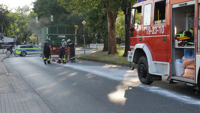 Ölspur Ahnsbecker Straße am 06.08.2024
