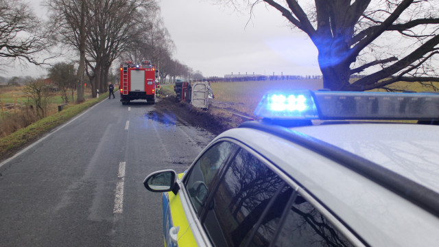 H1 LKW im Graben am 30.01.2025
