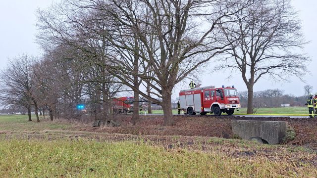 H1 LKW im Graben am 30.01.2025