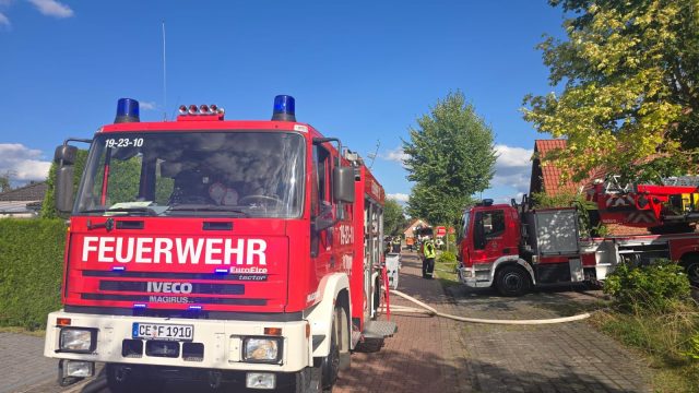 B3Y Dachstuhlbrand im "Eichelhäherweg" am 01.08.2026